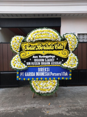 Papan Bunga Duka di Pondok Besi